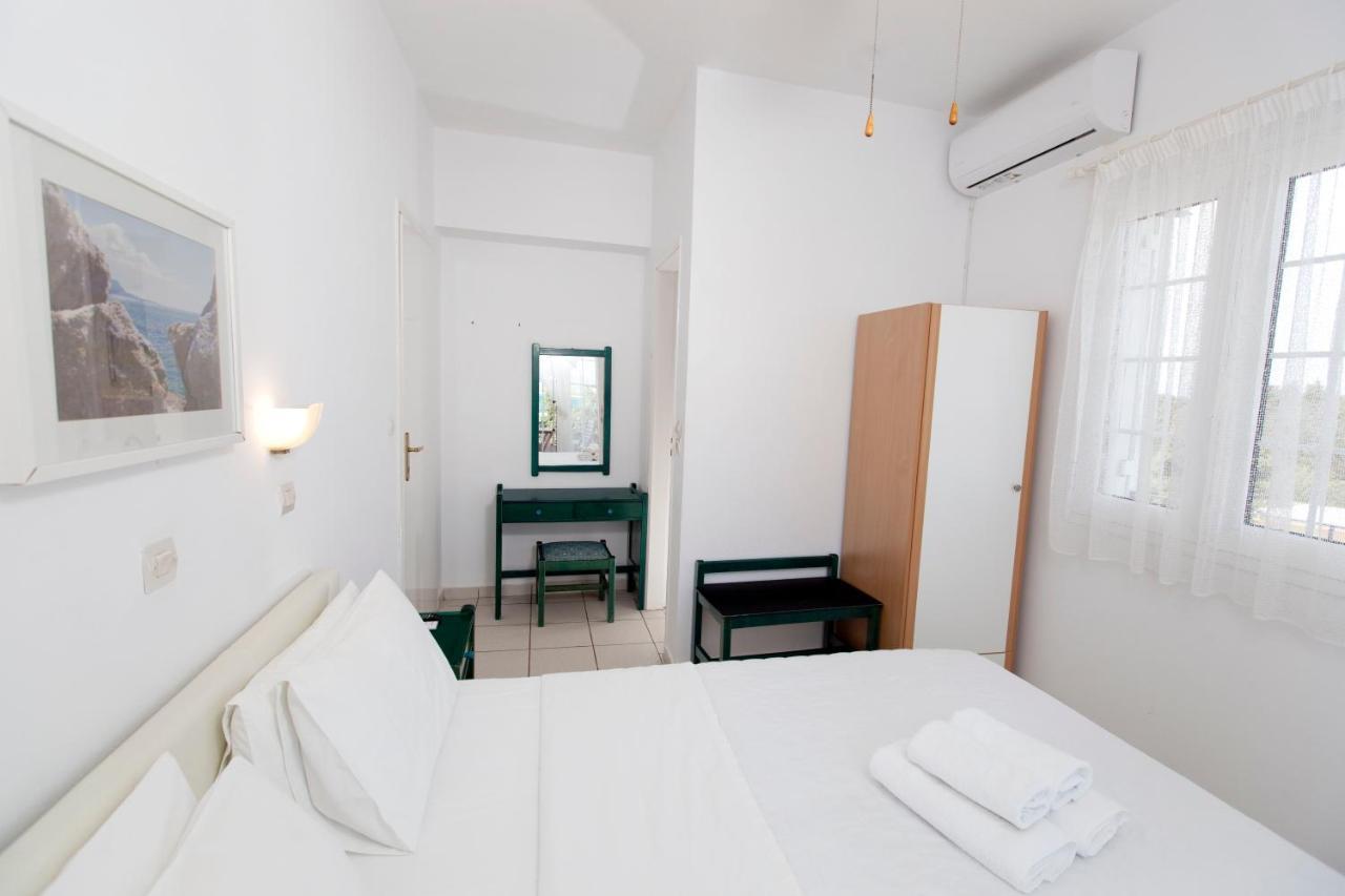 Kontogoni Rooms Elafonissos Bagian luar foto