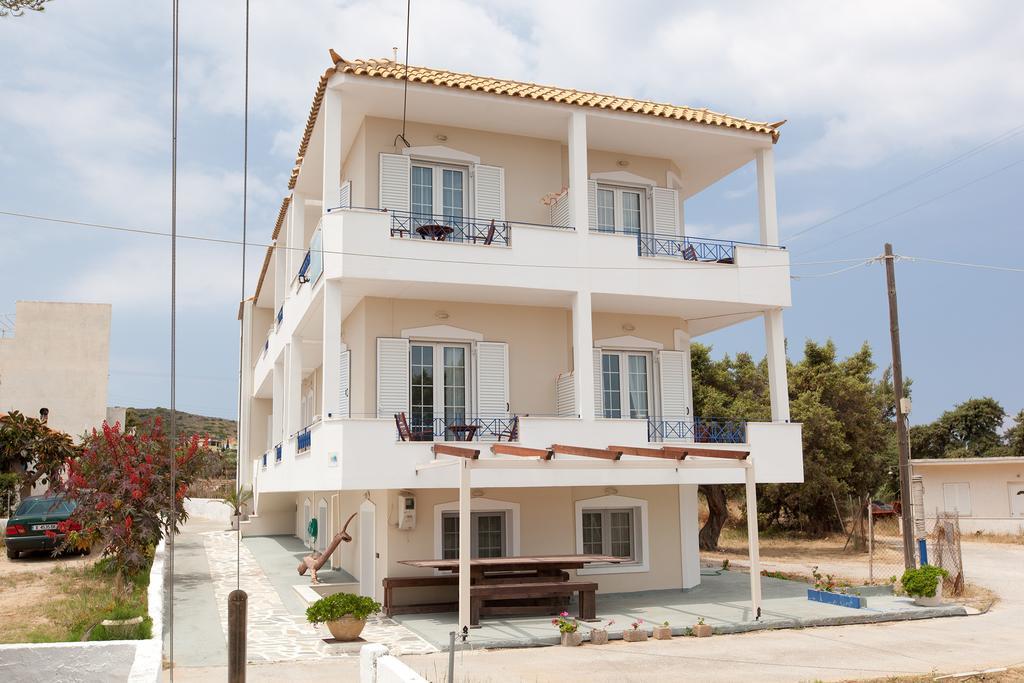 Kontogoni Rooms Elafonissos Bagian luar foto